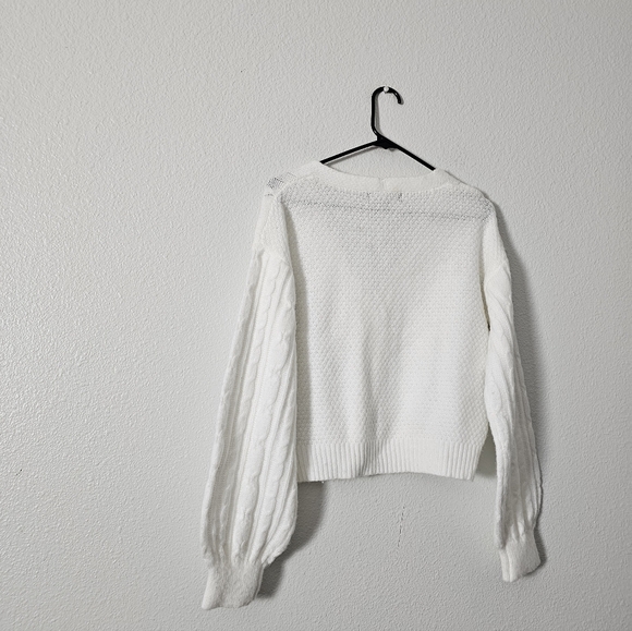 Almost Famous White Cable Knit V-Neck Button Cardigan - Picture 4 of 7